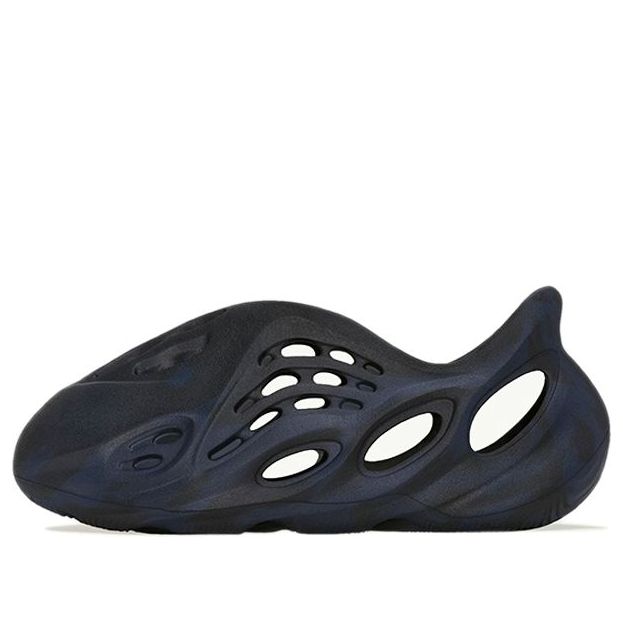 Sneakers og sko adidas Originals Yeezy Foam Runner Mørkeblå | GX8506