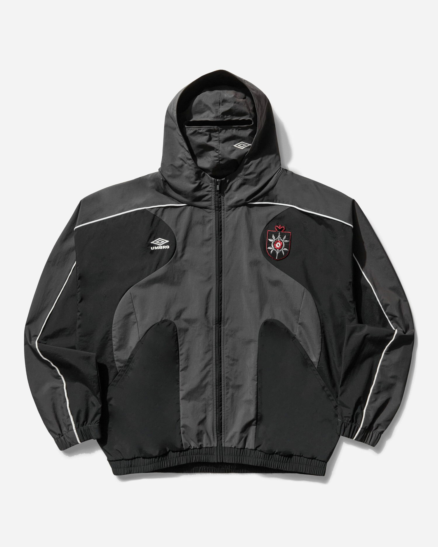 Jakke Umbro Rose Crest Masked Track Jacket Sort | UBMW0344FA217 BLK0041, 1