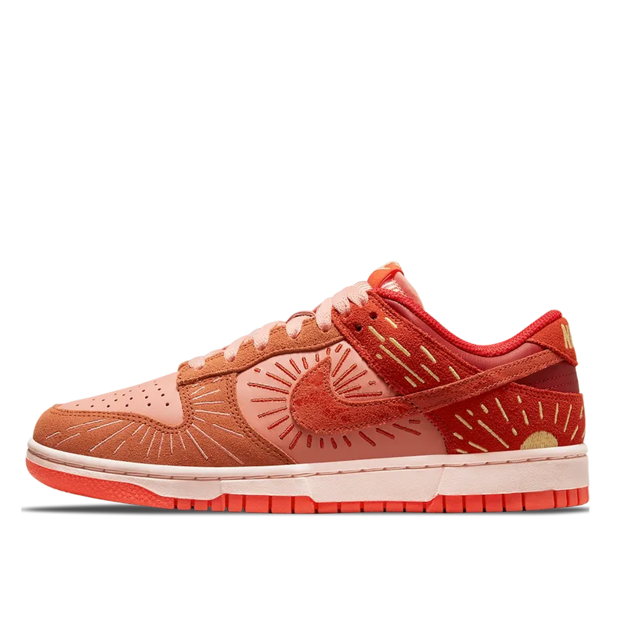 Sneakers og sko Nike Dunk Low "Winter Solstice" Rød | DO6723 800, 1