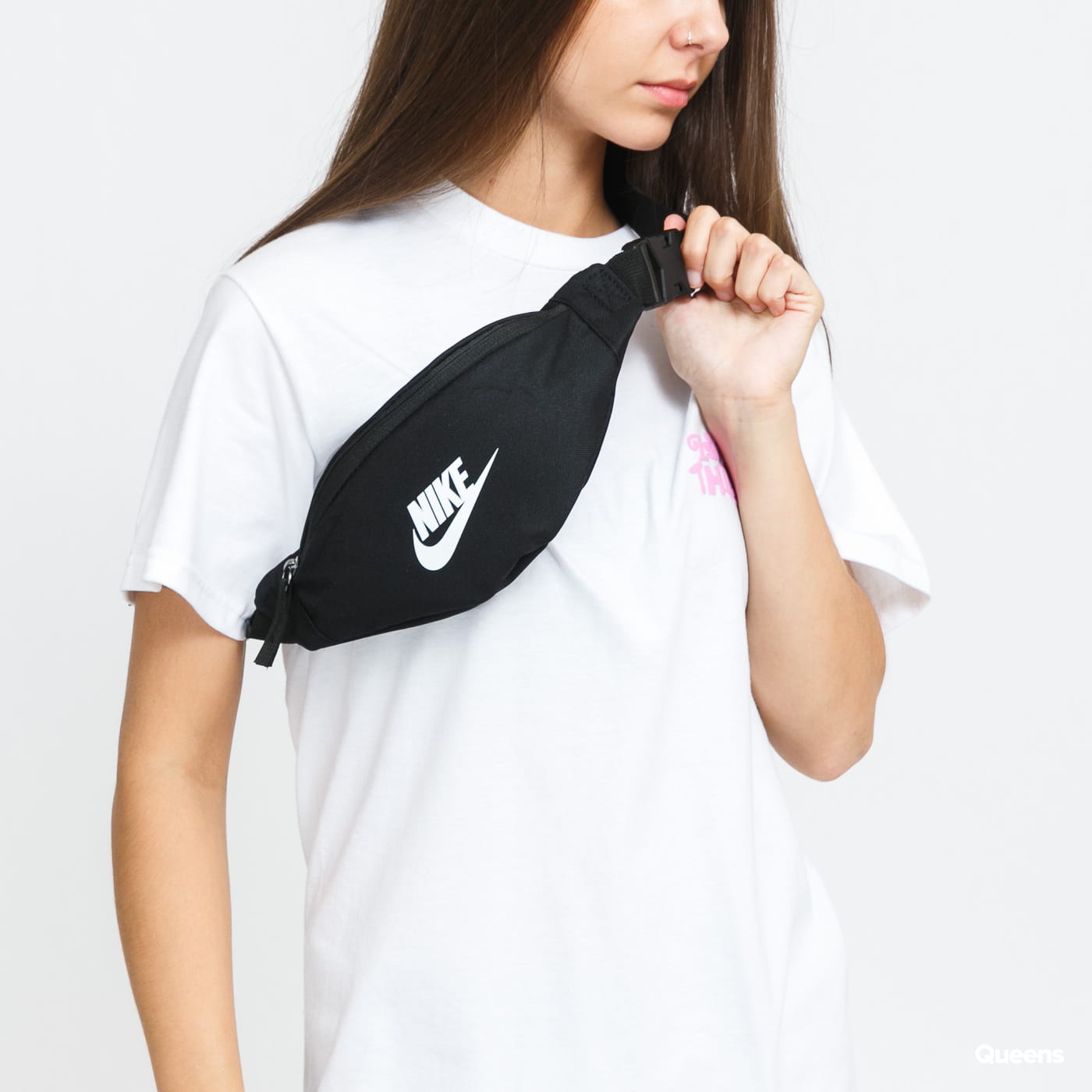 Taljetaske Nike Heritage Waistpack Sort | DB0488-010, 0