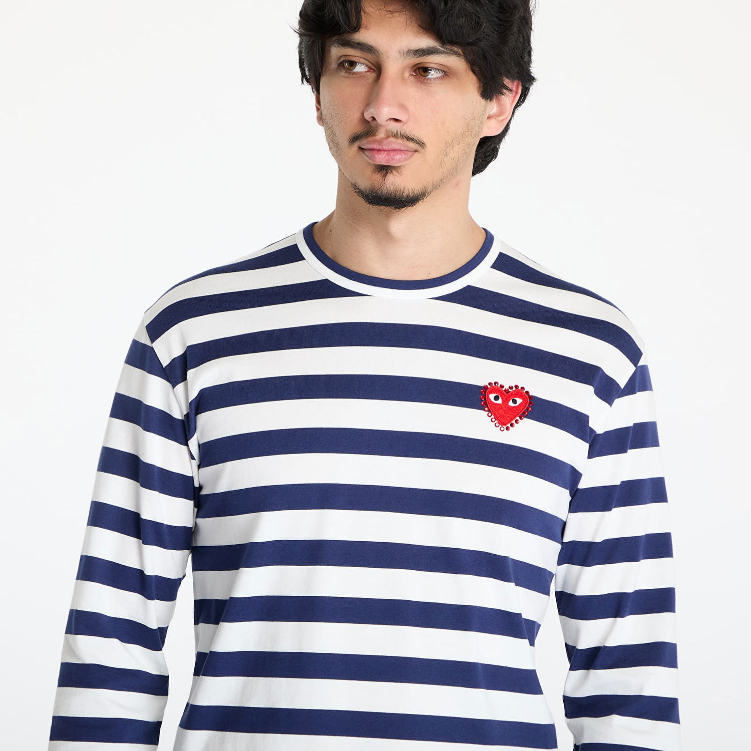 T-shirt Comme des Garçons Comme des Garçons PLAY Stripe Emblem Long Sleeve T-Shirt with Rhinestone Mørkeblå | AX-T805 NAVYxWHITE, 1
