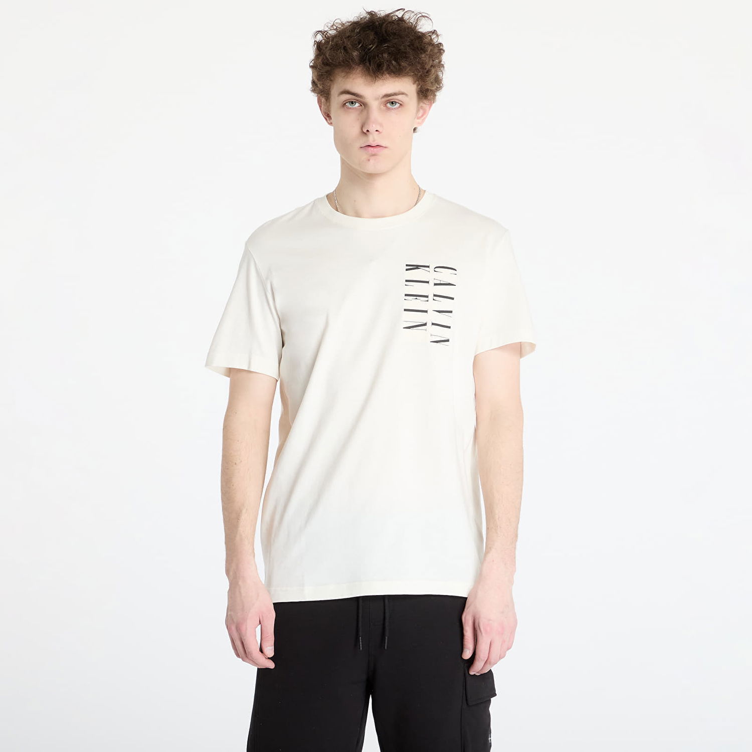 T-shirt CALVIN KLEIN Calvin Klein Jeans Men's Serif Box Graphic T-Shirt Hvid | J30J327474 YAS, 0