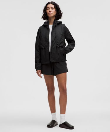 Vindjakke lululemon lululemon Water-Repellent Hooded Jacket with Drawcord Sort | prod11860005, 1