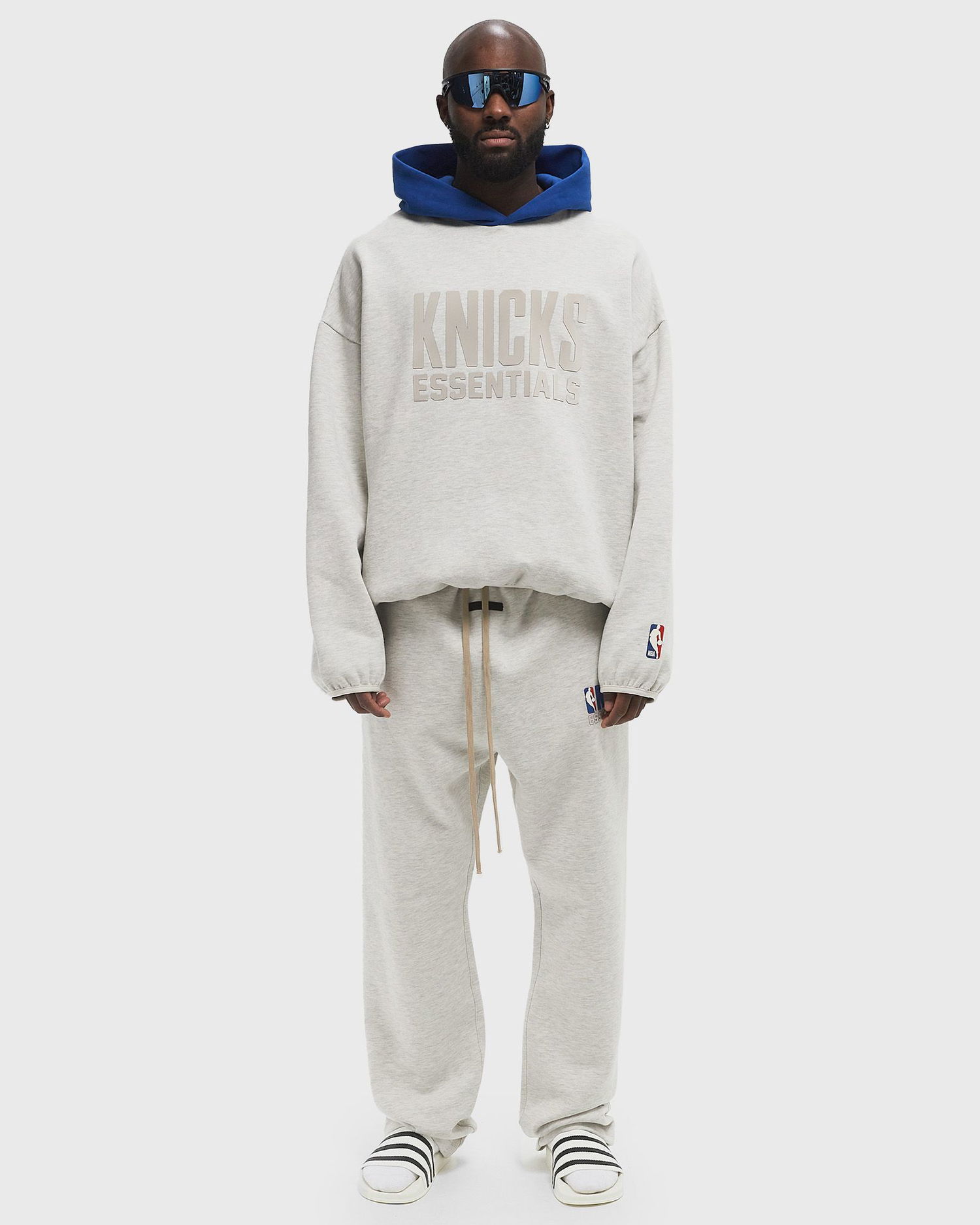 Sweatshirt Fear of God Fear of God Essentials New York Knicks Pull Over Hoodie XL Grå | 192AL246301F, 1