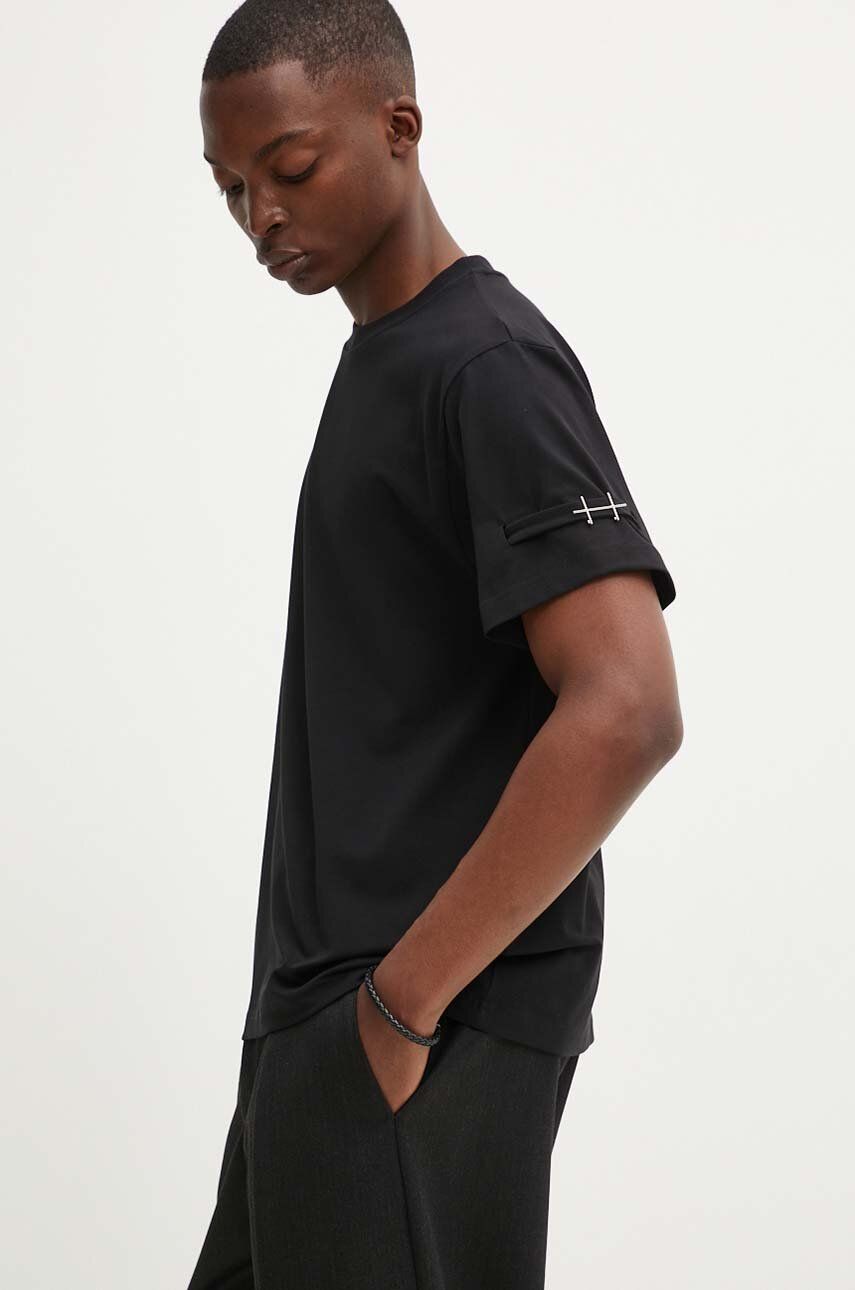 T-shirt HELIOT EMIL Black Buckle Detail T-Shirt Sort | PREAW24.M.09.119, 1