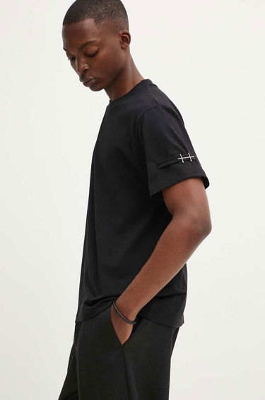 T-shirt HELIOT EMIL Black Buckle Detail T-Shirt Sort | PREAW24.M.09.119, 1