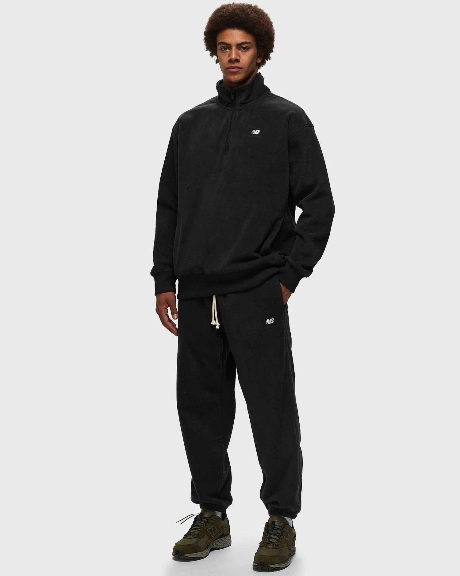 Joggingbukser New Balance Athletics Polar Fleece Pant Sort | MP33543-BK, 1
