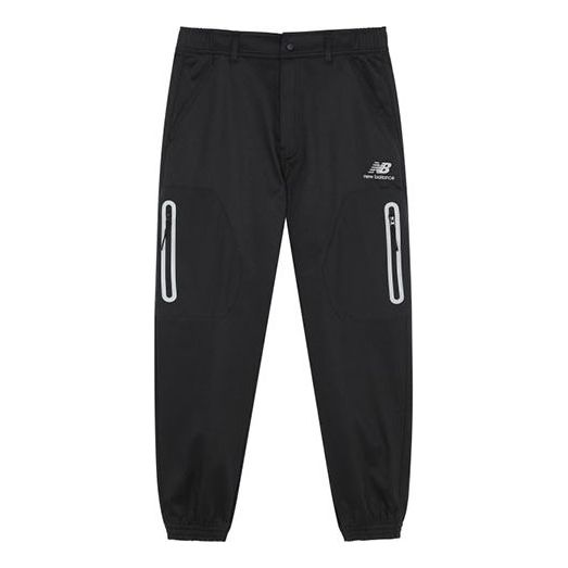 Cargo bukser New Balance Classic Logo Pants Sort | AMP14325-BK