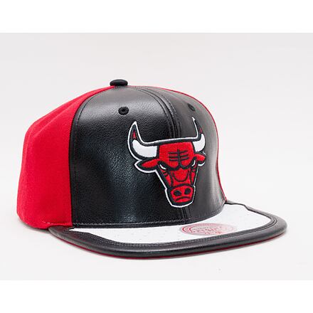 Hat Mitchell & Ness Two-Tone Snapback Cap with Embroidered Logo Rød | 6HSSMM19224-CBUBKWH