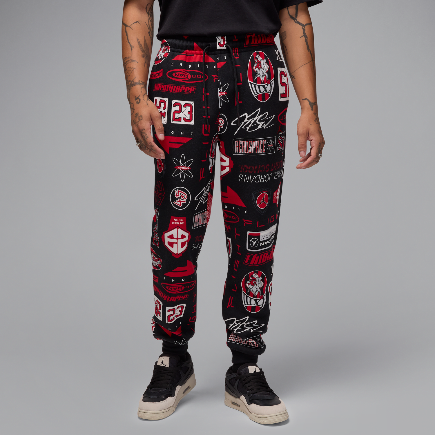 Joggingbukser Jordan Jordan Essentials Fleece Printed Pants Sort | HM7257-010, 1