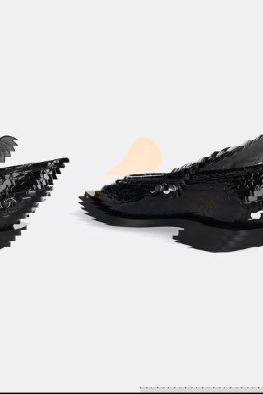 Sneakers og sko GANNI GANNI Studs Square Toe Shiny Croco Loafers Sort | S3014, 2