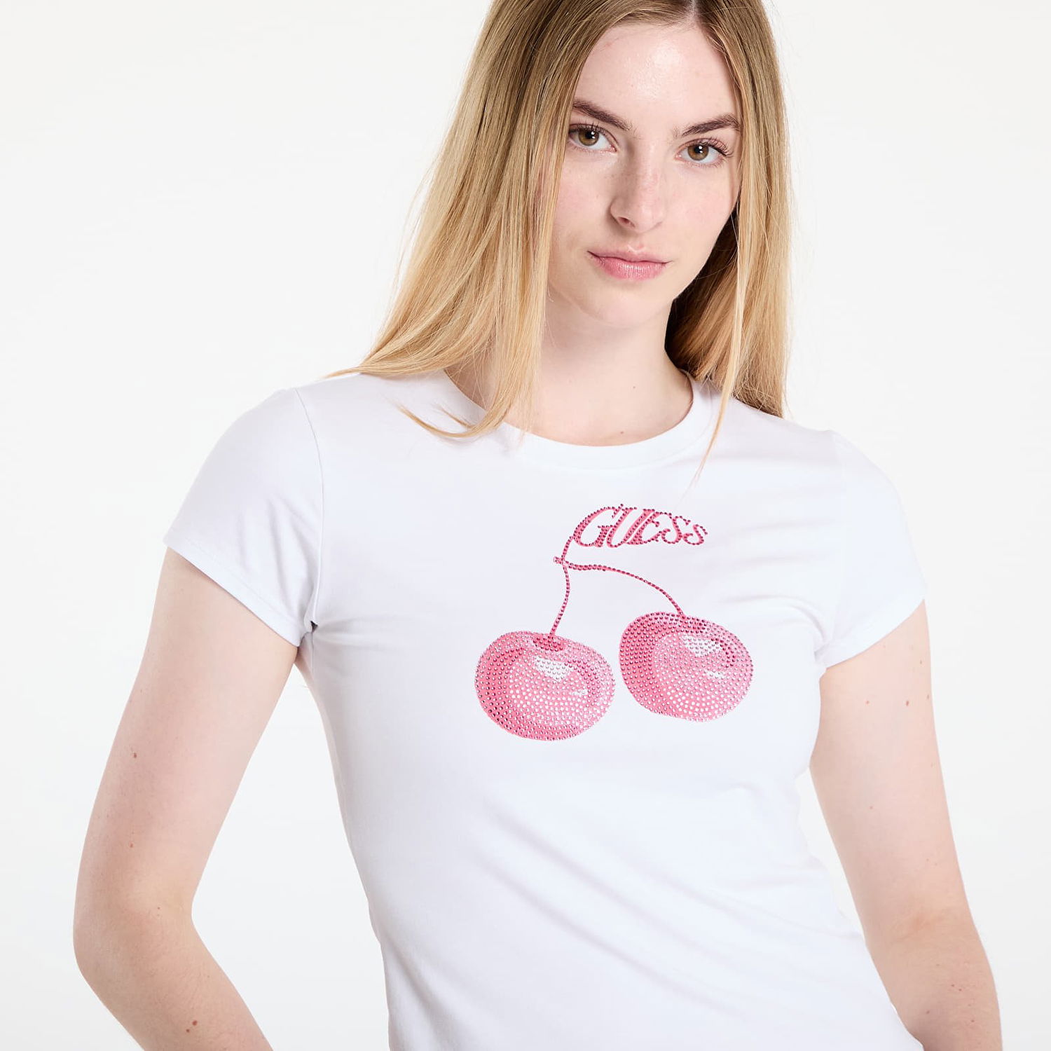 T-shirt GUESS GUESS Wavy Cherry Logo Tee Hvid | W5YI30K49A1-G011, 1