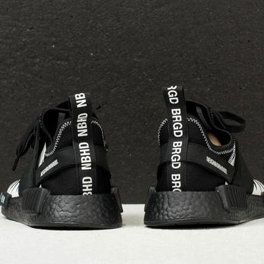 Sneakers og sko adidas Originals Neighborhood x NMD R1 Primeknit PK Sort | DA8835, 4