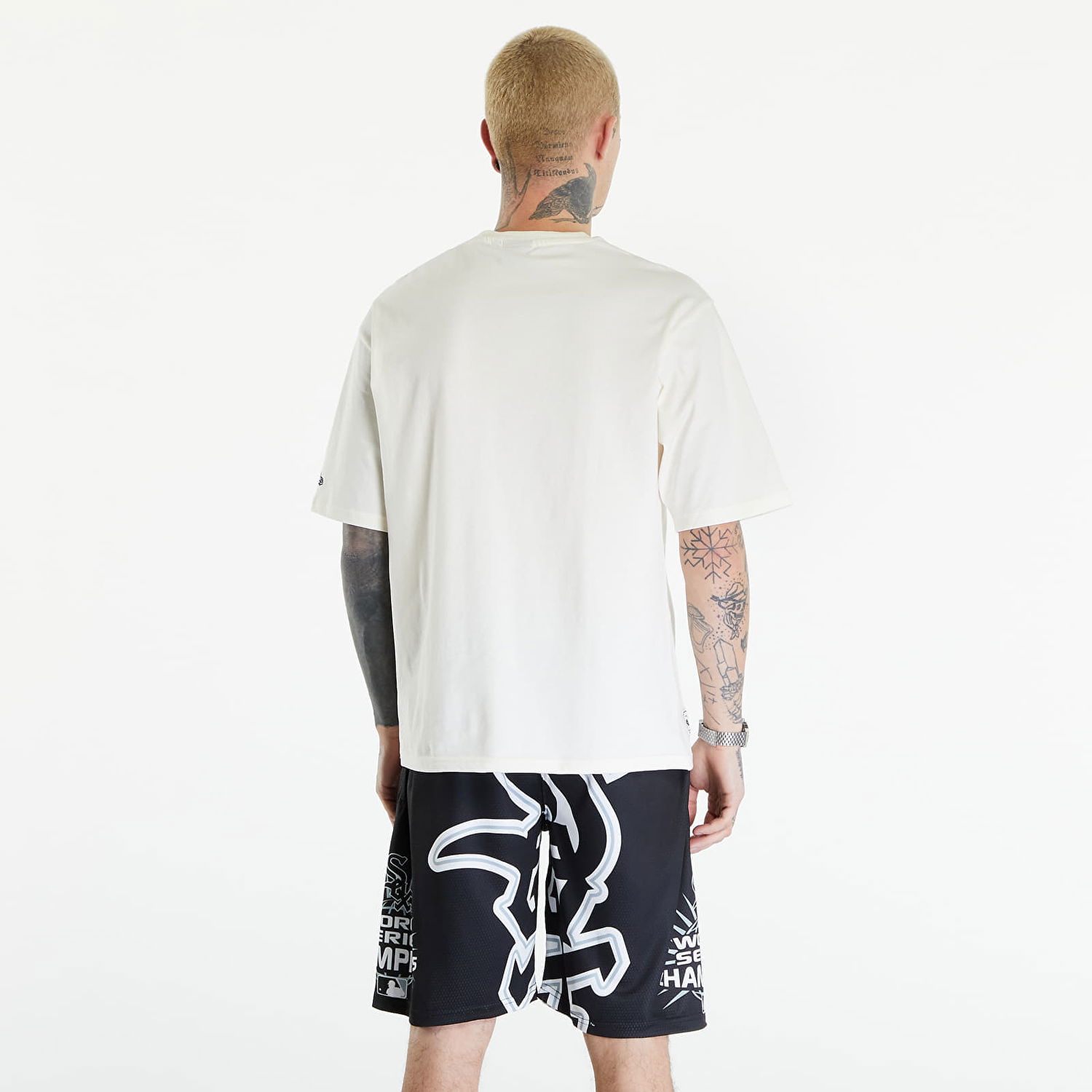 T-shirt New Era Graphic Oversized T-Shirt Off White Hvid | 60502647, 1