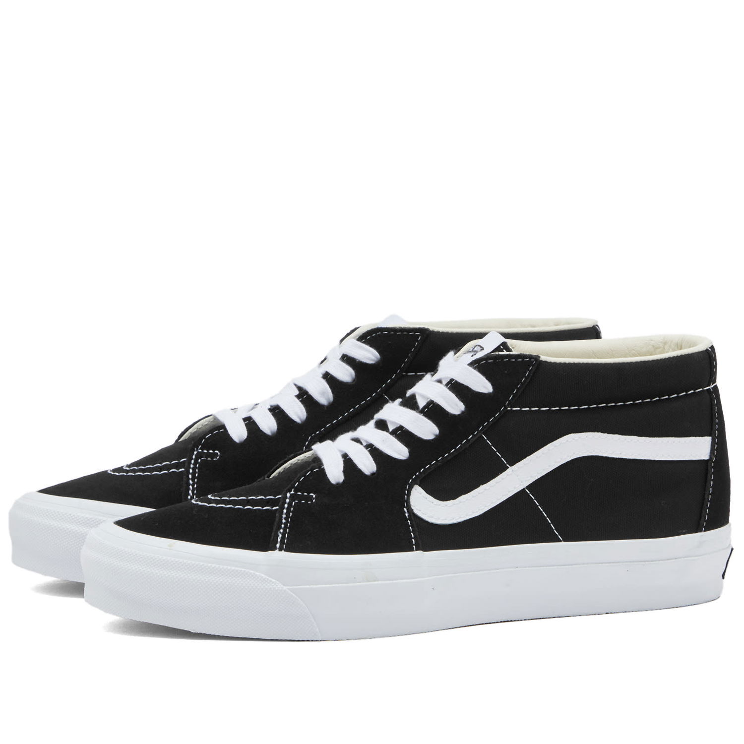 Sneakers og sko Vans Men's Sk8-Mid Reissue 83 Sneakers in Lx Black/White, Size UK 10 | END. Clothing Sort | VN000CQQBA2, 0