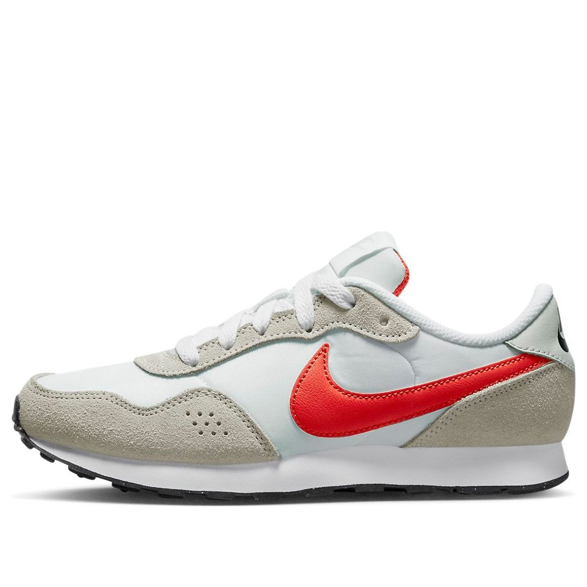 Sneakers og sko Nike Nike MD Valiant Hvid | CN8558-020, 0