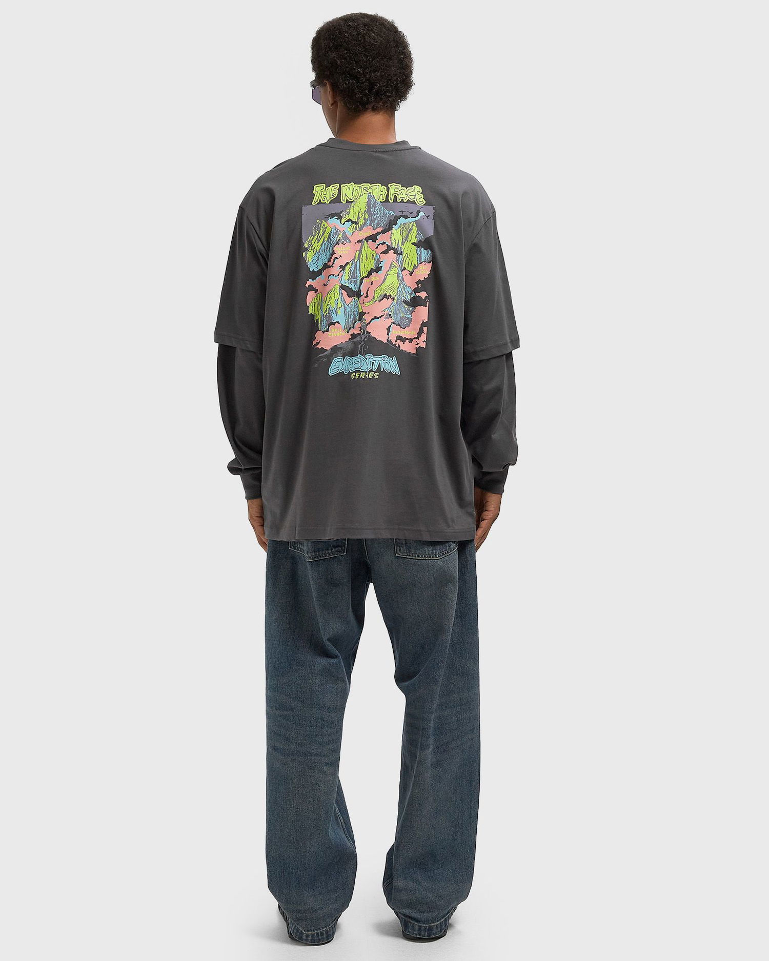 T-shirt The North Face Expedition Celebration Oversized Short Sleeve T-Shirt Grå | NF0A8E3CRHI1, 1
