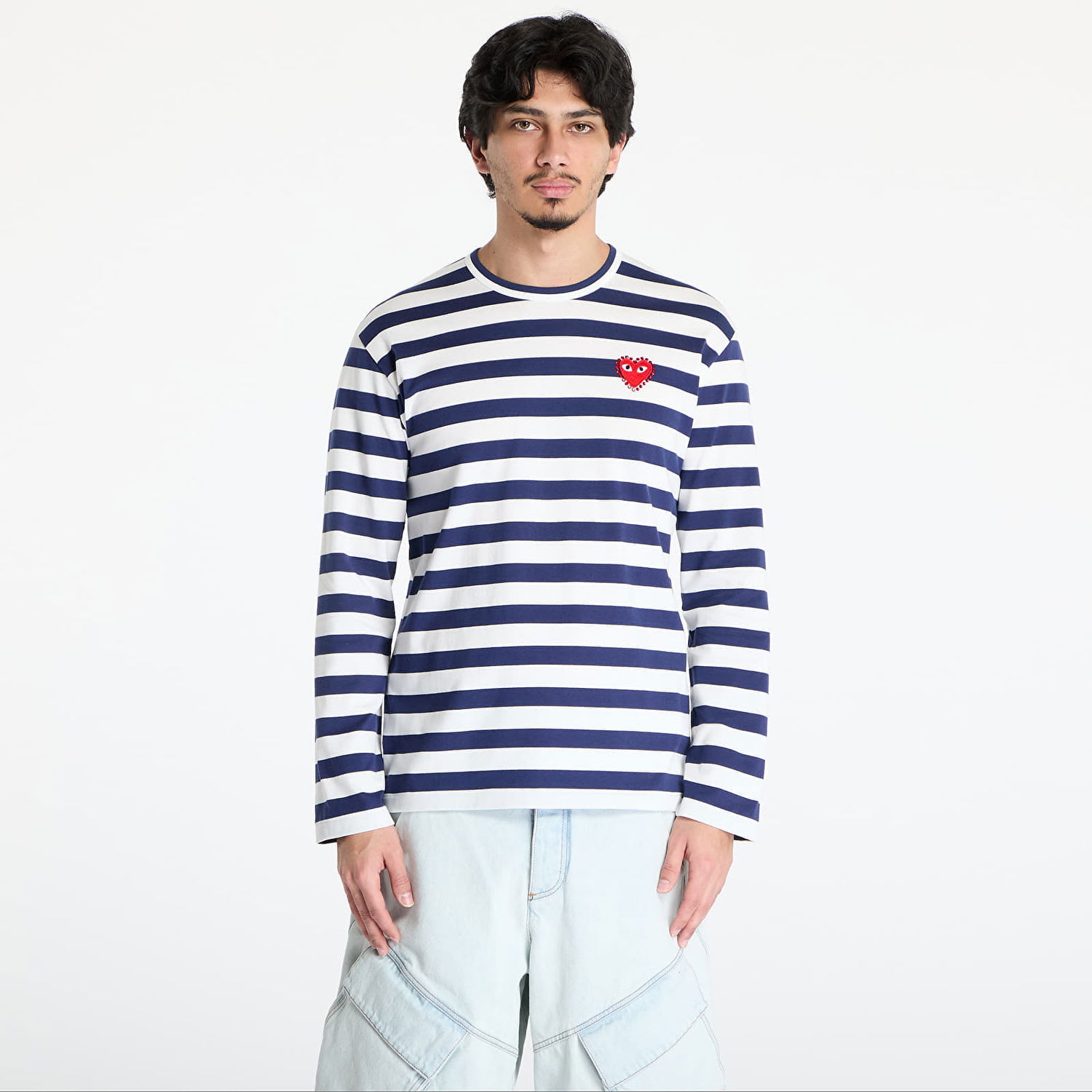 T-shirt Comme des Garçons Comme des Garçons PLAY Stripe Emblem Long Sleeve T-Shirt with Rhinestone Mørkeblå | AX-T805 NAVYxWHITE, 0