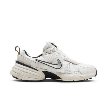 Sneakers og sko Nike V2K Run Summit White Light Orewood Brown (Women's) Beige | FN6703-100, 1