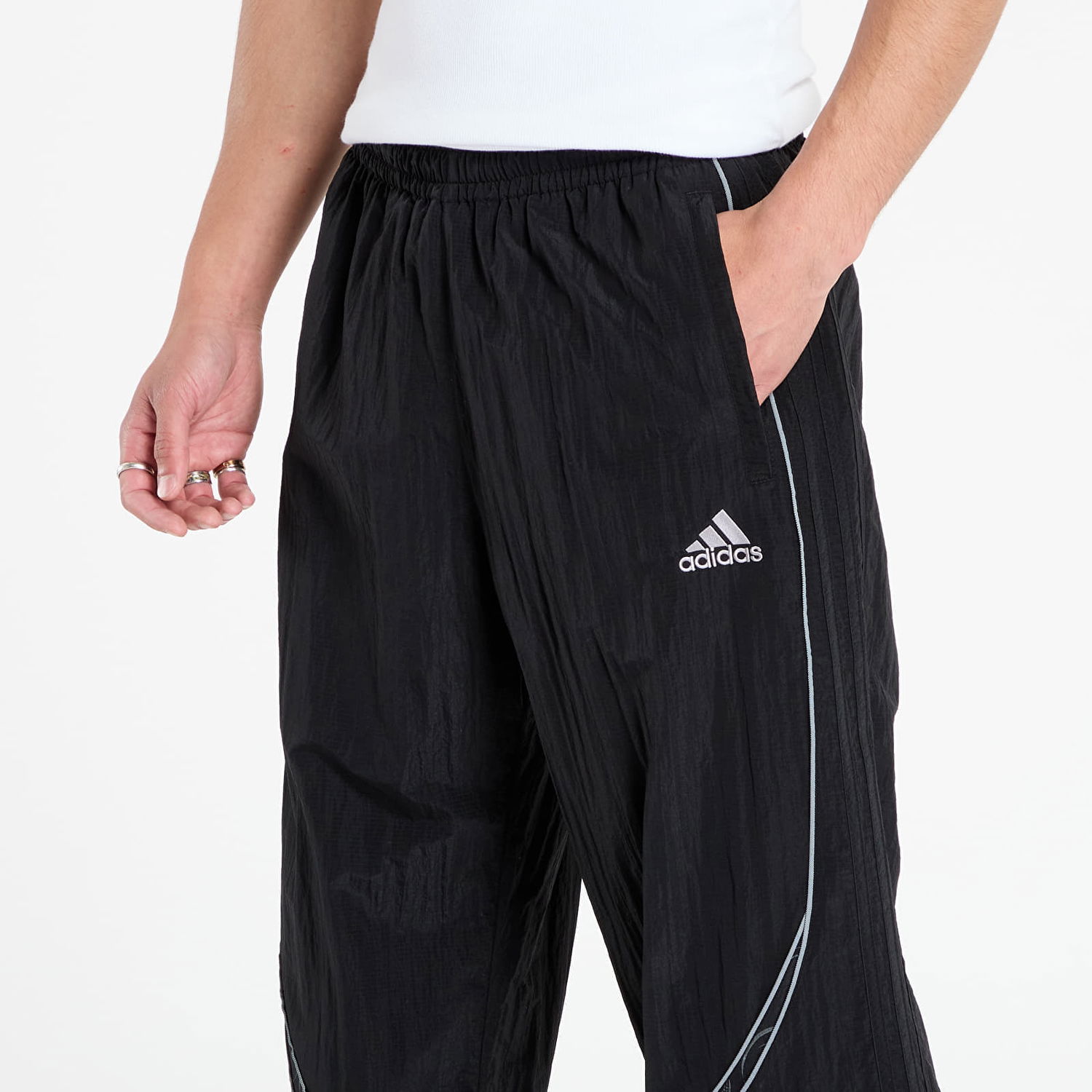 Bukser adidas Originals Adilenium Season 4 Teamgeist Track Pants Sort | KF8521, 1