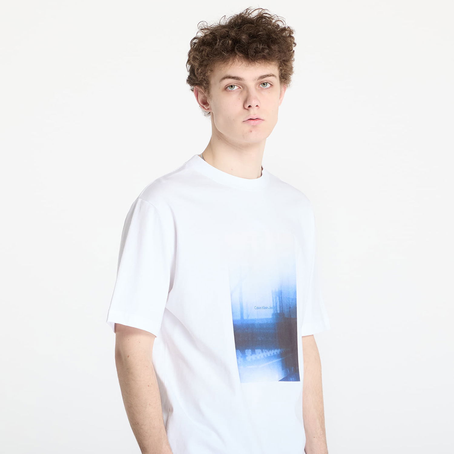 T-shirt CALVIN KLEIN Calvin Klein Jeans Hazy City T-Shirt Hvid | J30J327477 YAF, 1