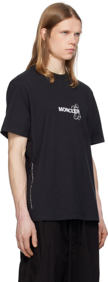 T-shirt Moncler Moncler Genius x FRGMT Hiroshi Fujiwara Cartoon Logo T-Shirt Sort | K109U8C00004M3265, 1