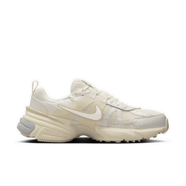 Sneakers og sko Nike V2K Run Beige | HQ1512-110, 2