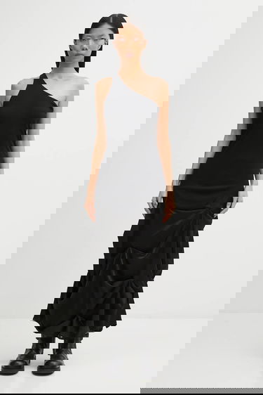 Nederdel GANNI Fluid Satin Jacquard Tuck Detail Long Midi Skirt Sort | W0997, 4