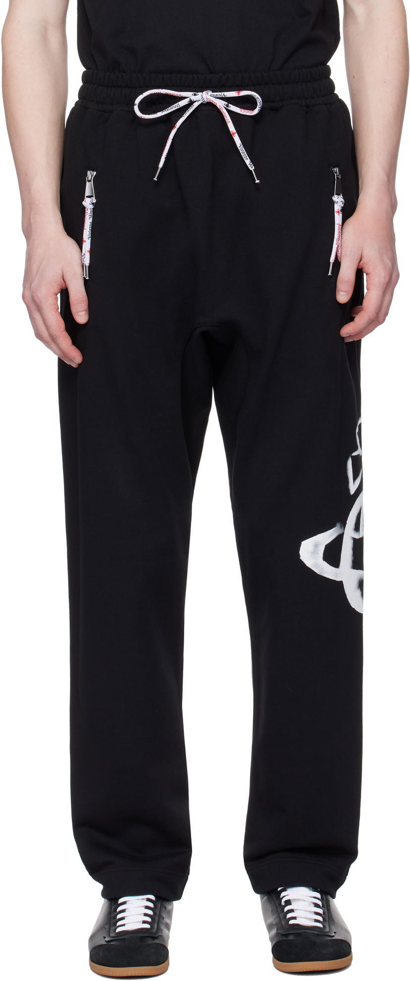 Joggingbukser Vivienne Westwood Vivienne Westwood Stencil Orb Football Sweatpants Sort | 3J01000V-J006O-