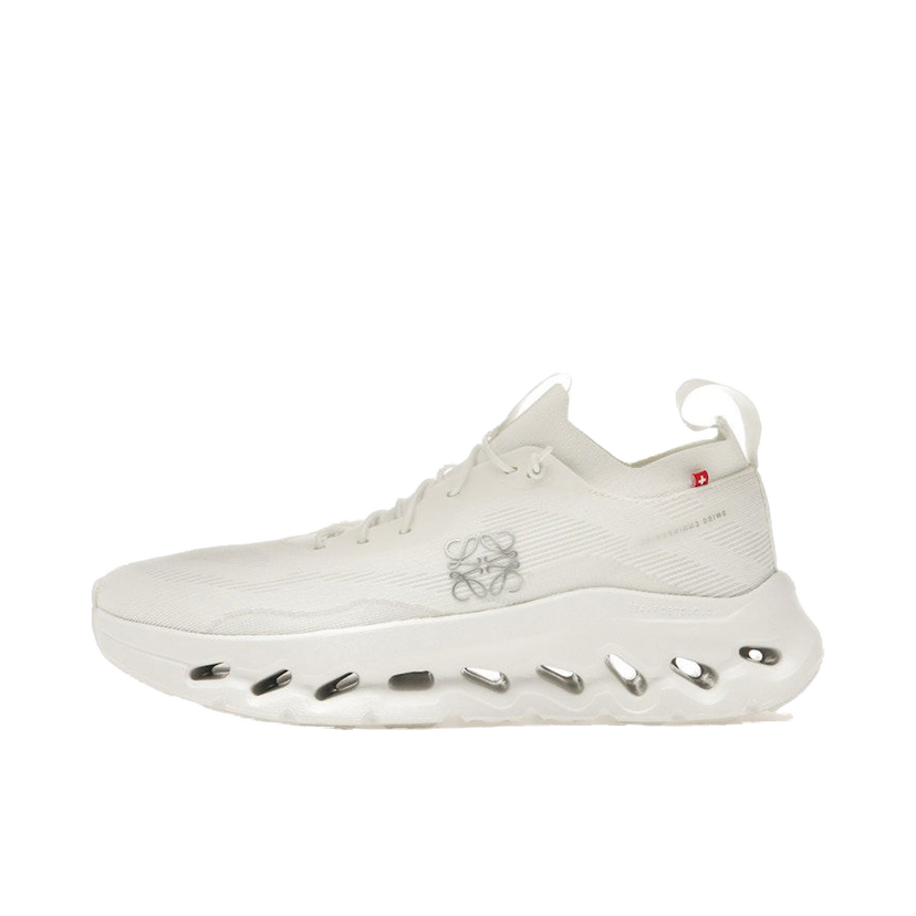 Sneakers og sko On Running LOEWE x Cloudtilt All White W Hvid | 3WD30310108