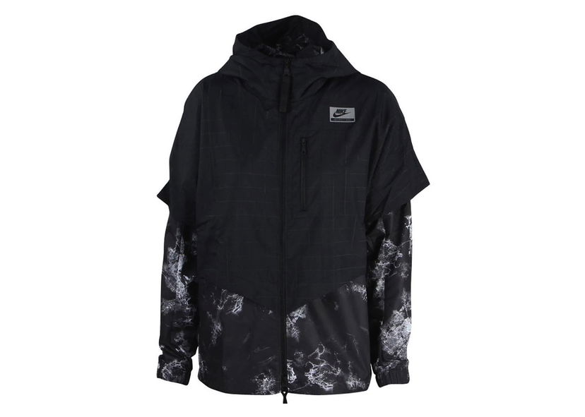 Vindjakke Nike Sportswear International Windrunner Jacket Black Sort | 802358-010