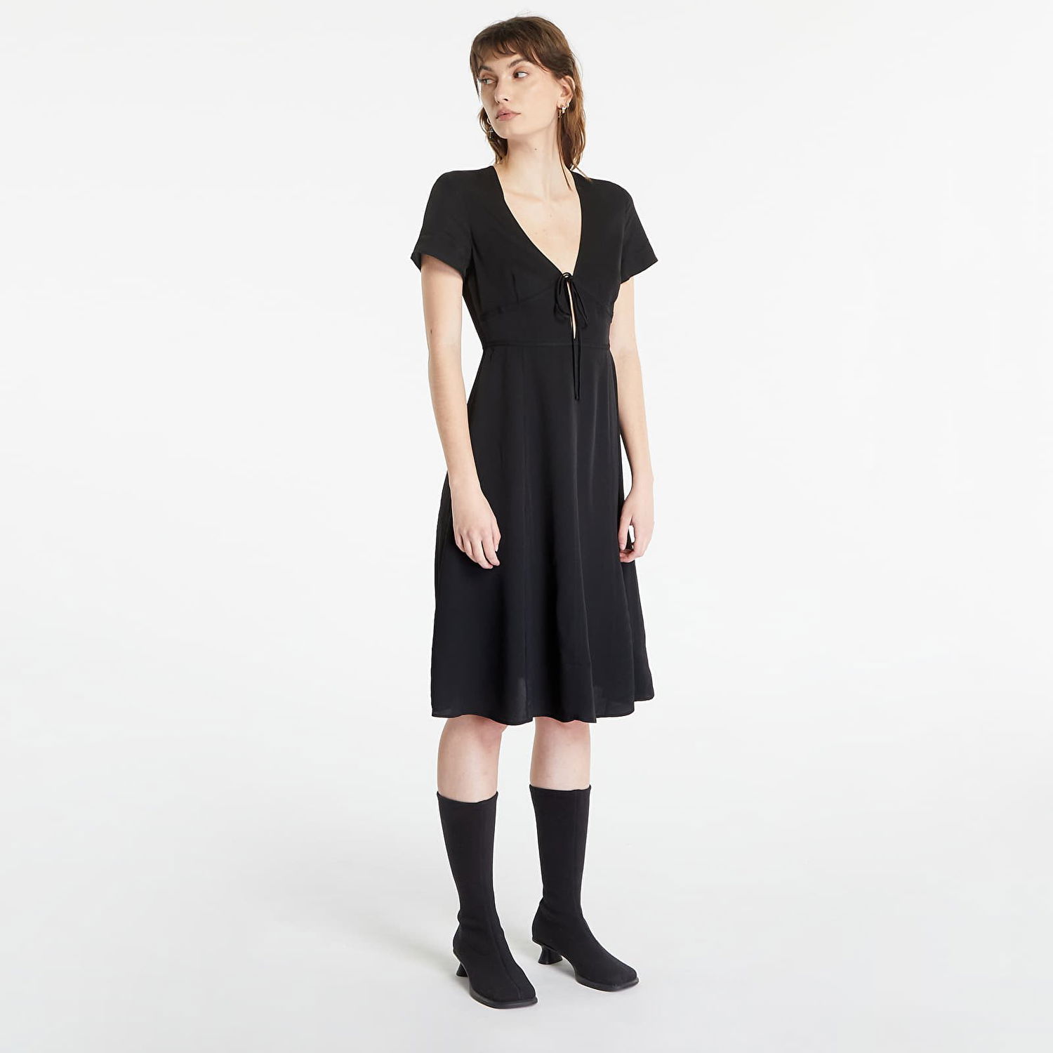 Kjole CALVIN KLEIN Crepe Short Sleeve Midi Dress Sort | J20J221140 BEH, 1