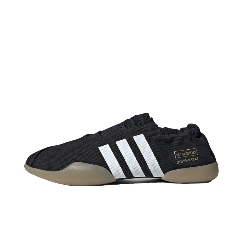 Sneakers og sko adidas Originals Taekwondo Black White Gum W Sort | D98205