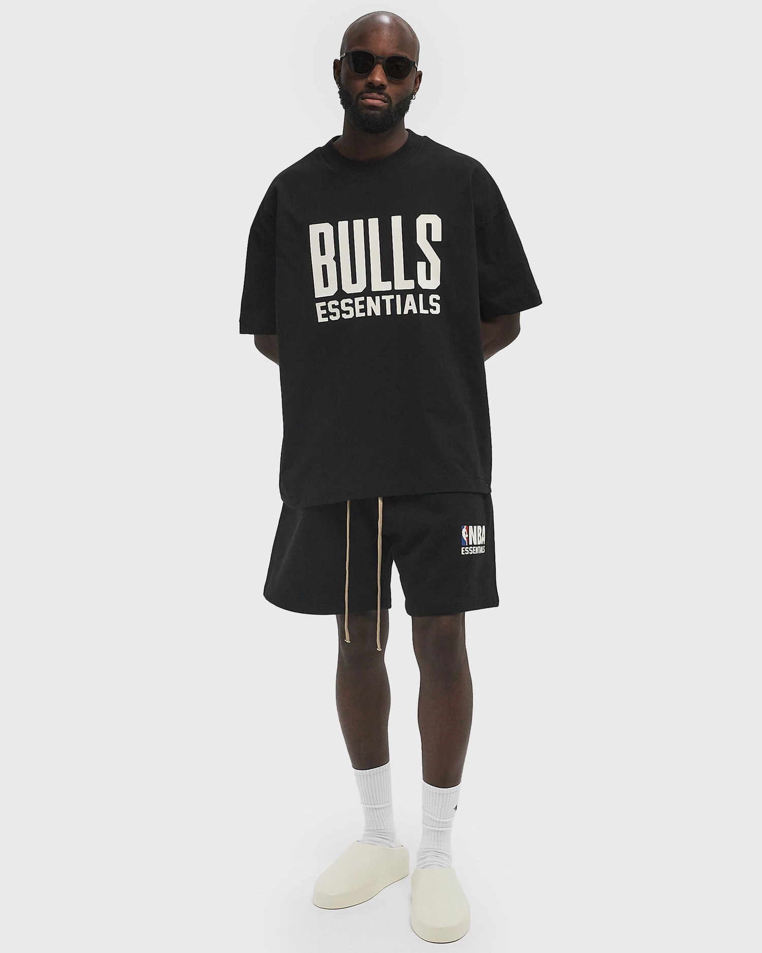T-shirt Fear of God Fear of God Essentials Chicago Bulls T-Shirt Sort | 125AL244404F, 1