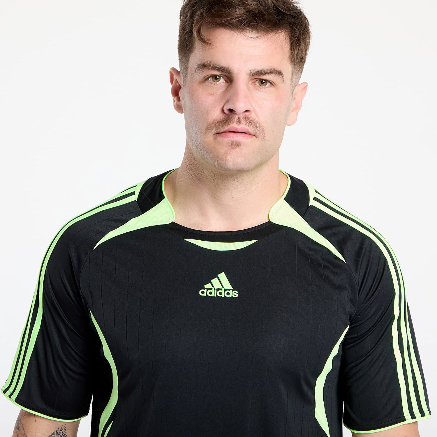 T-shirt adidas Originals Teamgeist Relaxed Fit T-Shirt Sort | JW5872, 1