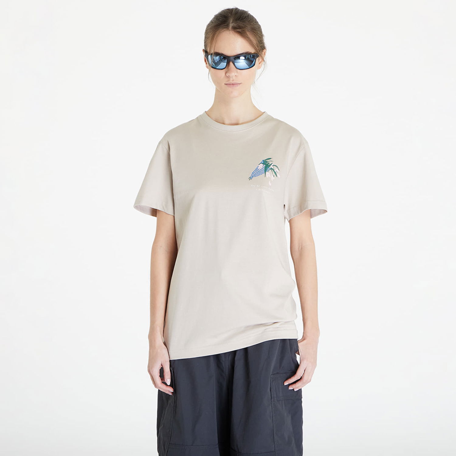 T-shirt Queens Dej Mi Radši Kytku V Květináči T-Shirt Beige | QNS_036, 0