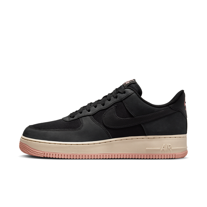 Sneakers og sko Nike Air Force 1 '07 LX "Black Red Stardust" Sort | FB8876-001