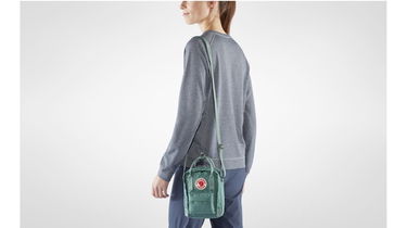 Skuldertaske FJÄLLRÄVEN Kånken Sling Bag Grå | F23797-021, 2