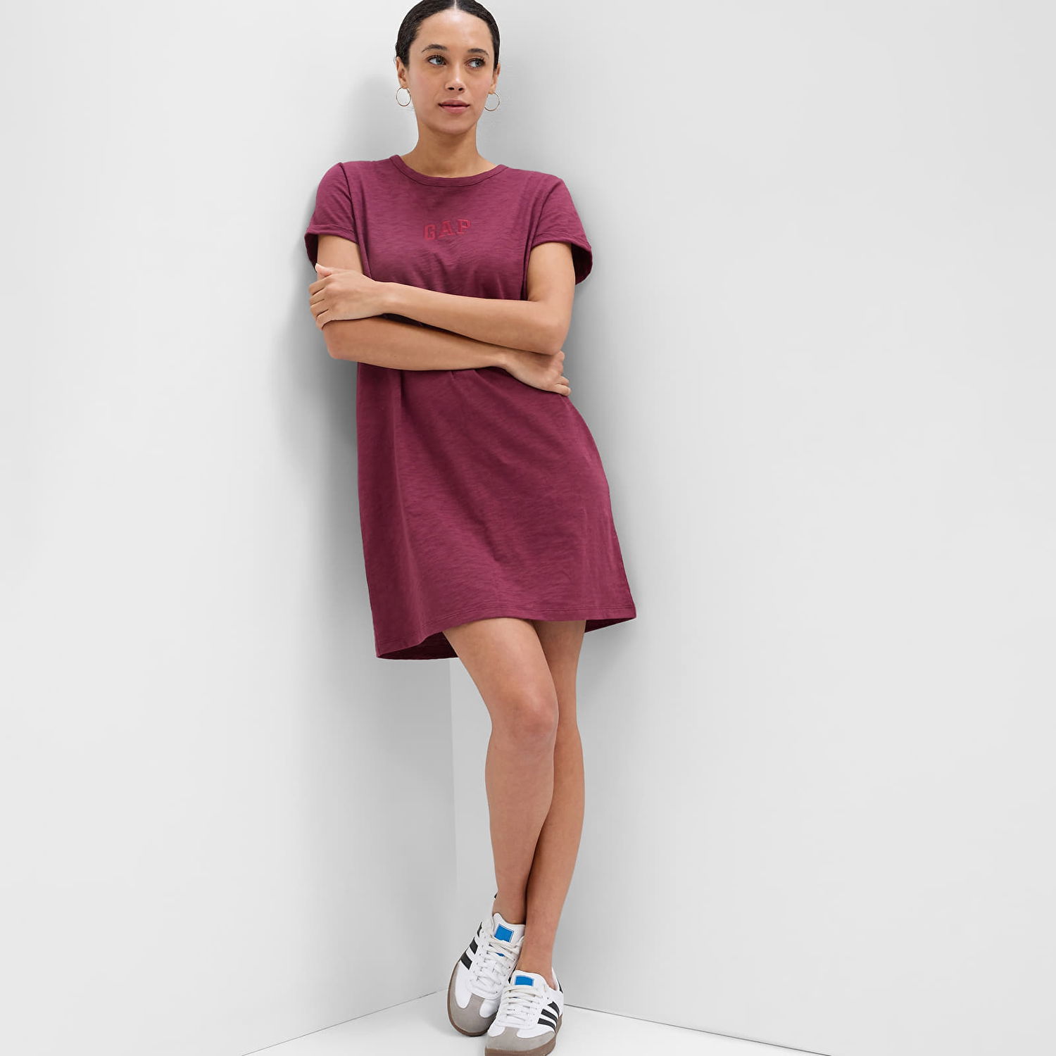 Kjole GAP GAP Shortsleeve Logo Dress Bourgogne | 756553-00, 0