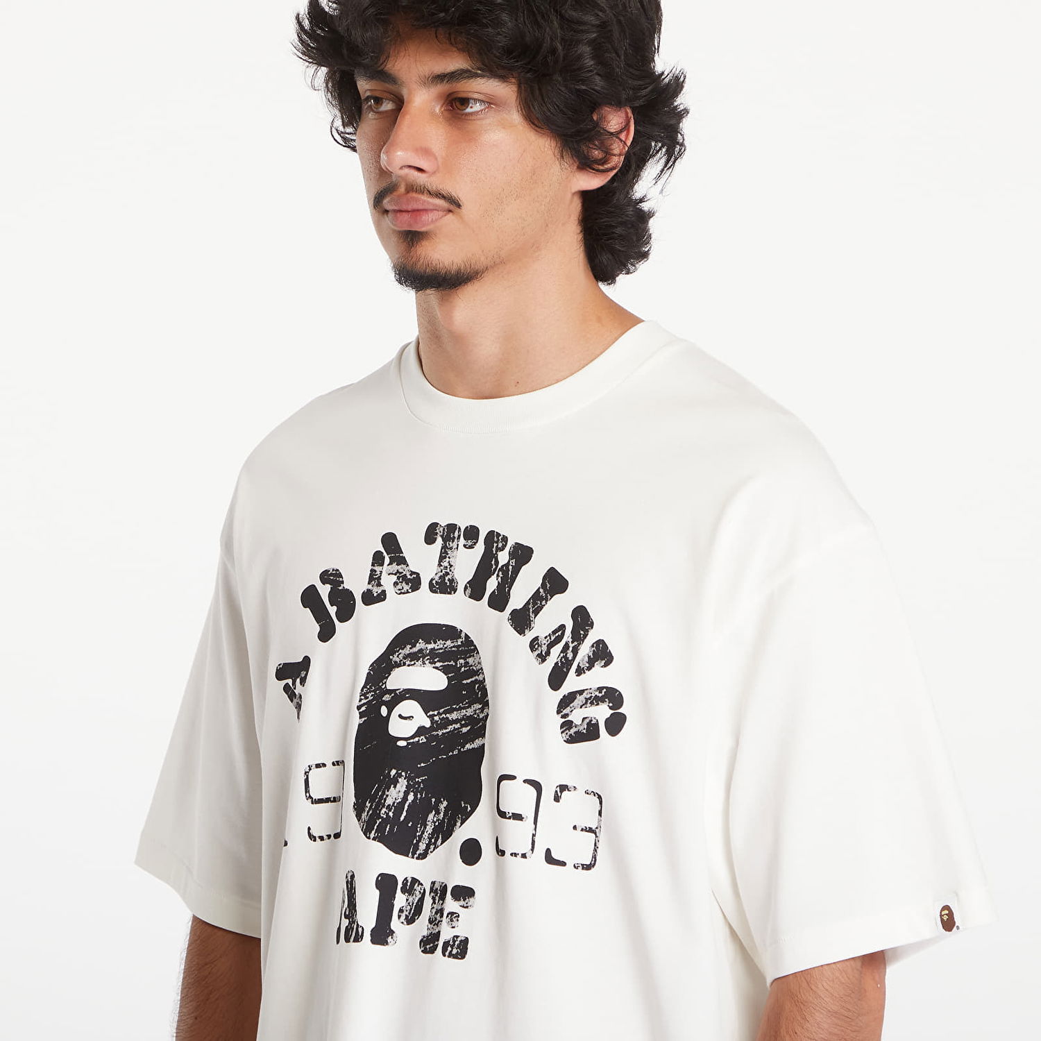 T-shirt BAPE A BATHING APE Screen Print College Relaxed Fit Short Sleeve Tee Ivory Hvid | 001TEK801320M IVY, 1