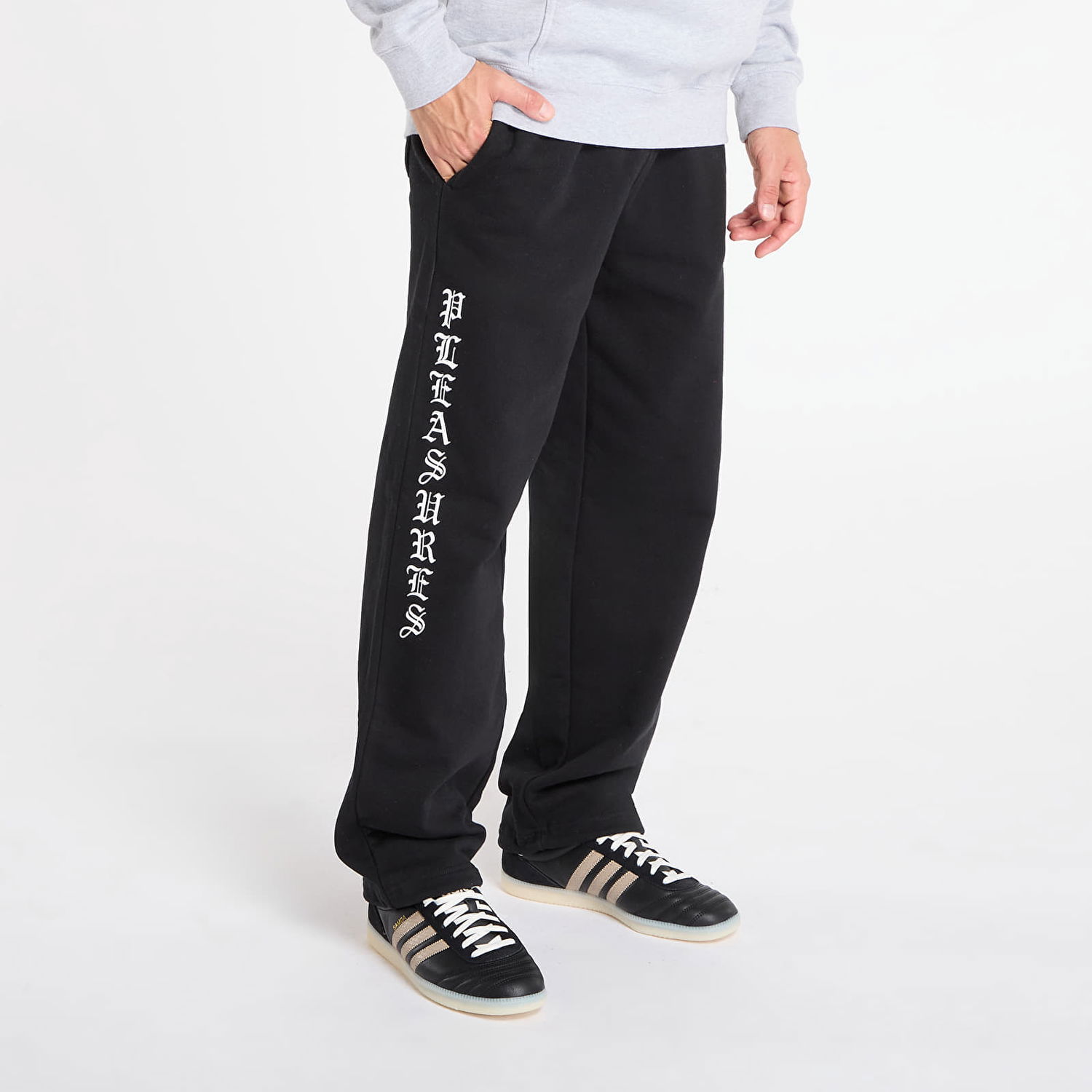 Joggingbukser Pleasures Pipe Sweatpants Sort | P25F080-BLACK, 1