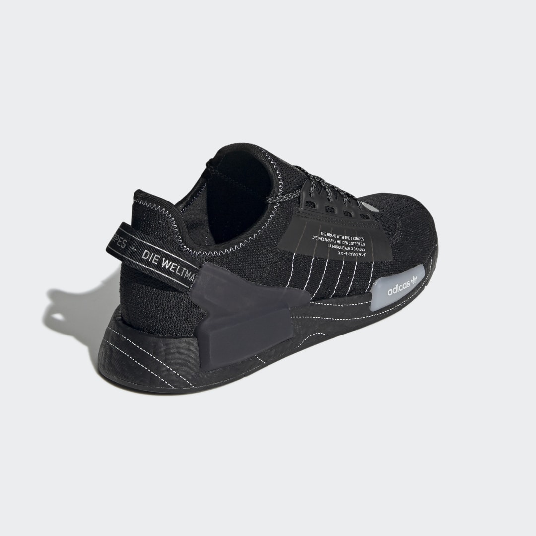 Sneakers og sko adidas Originals NMD_R1 V2 Sort | GX0540, 1