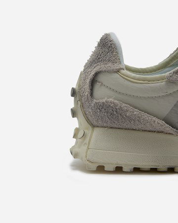 Sneakers og sko New Balance 327 Grå | U327WCC, 1