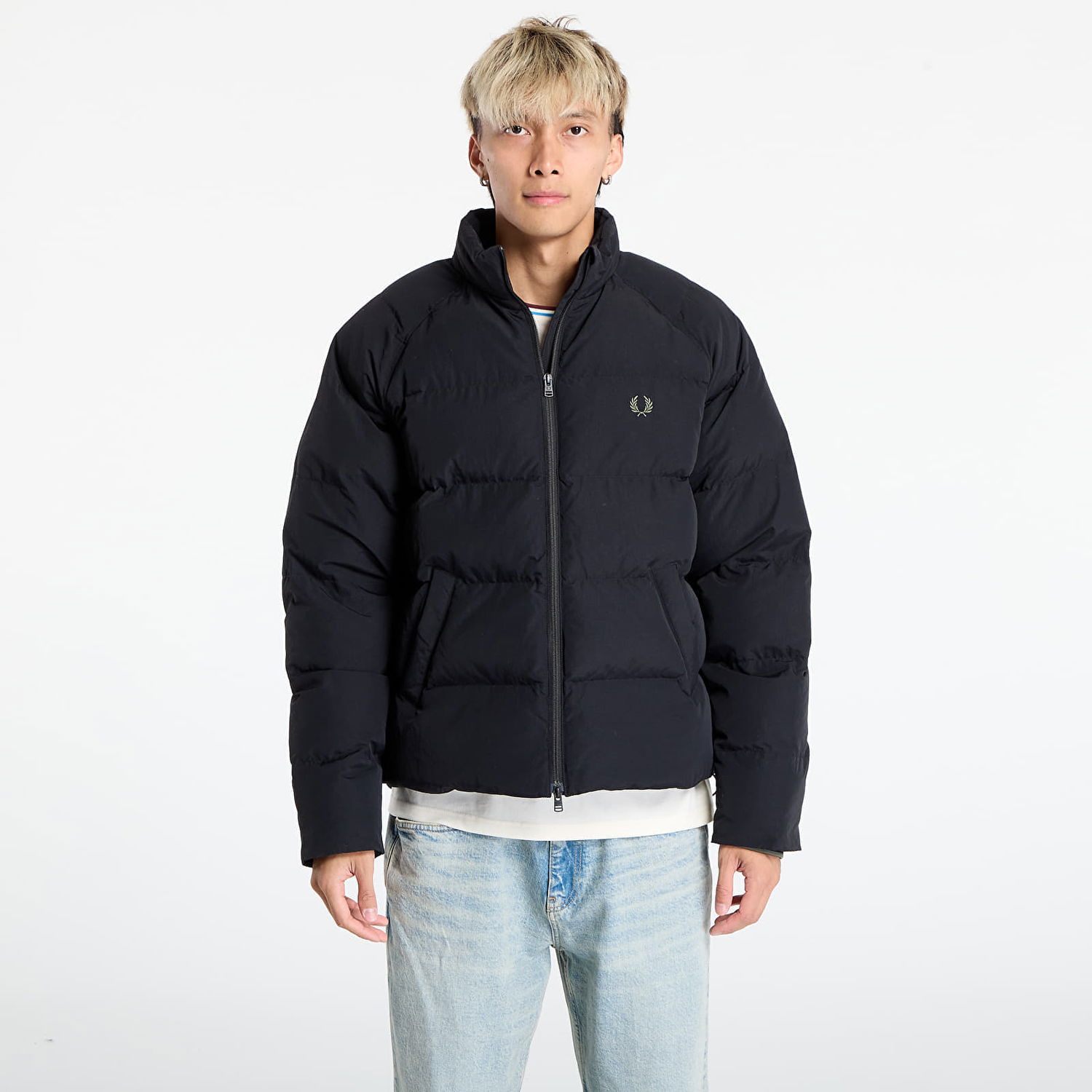 Puffer jakke Fred Perry FRED PERRY Raglan Sleeve Padded Jacket Sort | J1309 102, 0