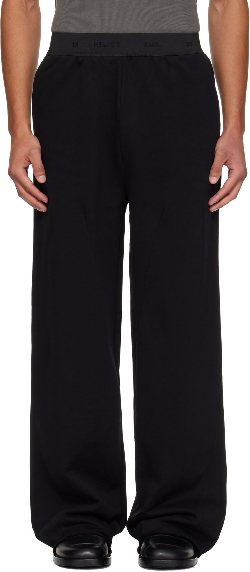 Joggingbukser HELIOT EMIL HELIOT EMIL Plannar Sweatpants Sort | AW25_M_10_215_BLK01