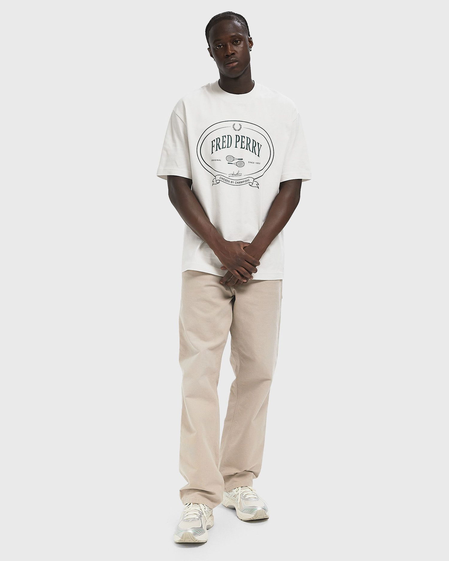T-shirt Fred Perry Fred Perry Chosen By Champions Graphic T-Shirt Hvid | M1316-129, 1