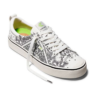 Sneakers og sko Cariuma OCA Low Bandana Hvid | 100103W36, 1