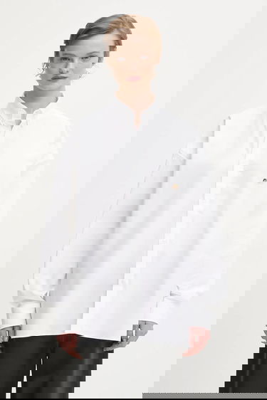 Skjorte Fiorucci Angel Patch Relaxed Fit Button-Up Shirt with Classic Collar Hvid | W02SMTLO055CO01WH01, 0