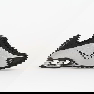 Sneakers og sko Nike Shox R4 Metalisk | HQ1988-007, 2