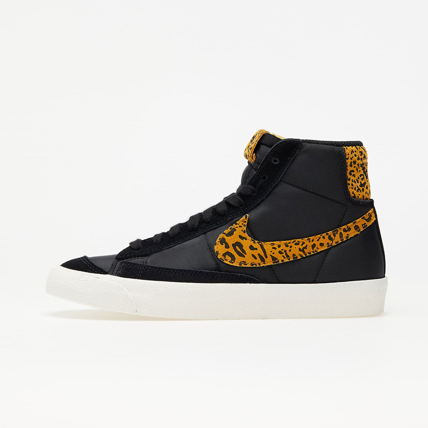 Sneakers og sko Nike WMNS Blazer Mid '77 Sort | DC9207-001, 0
